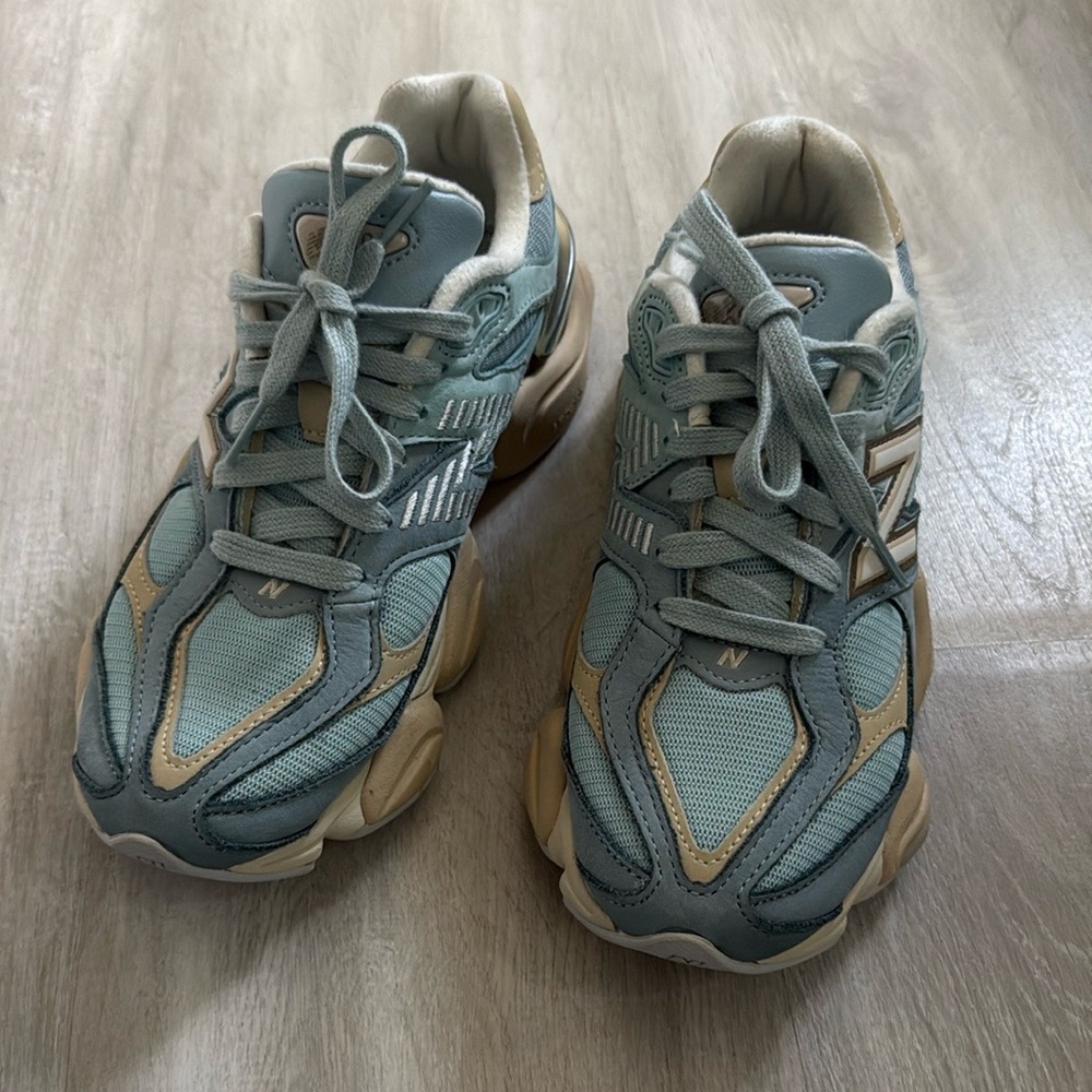 New Balance 9060 Blue Haze View 3